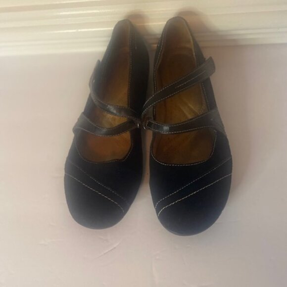 Naturalizer Nelson Black Suede, Mary Jane, Comfort women's shoes, size 9M - Picture 3 of 9